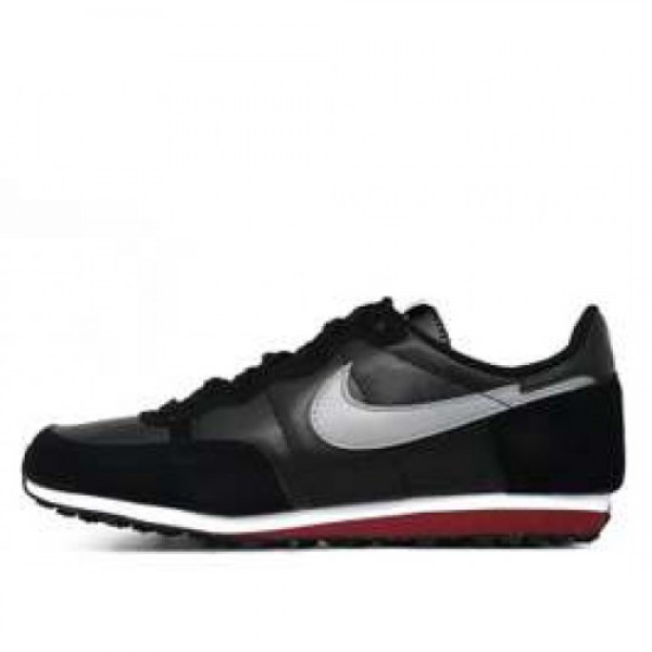 Nike CHALLENGER ナイキ チャレンジャー 黒灰エンジ 379526-096