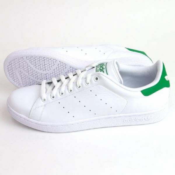 スニーカー アディダス スタンスミス...
