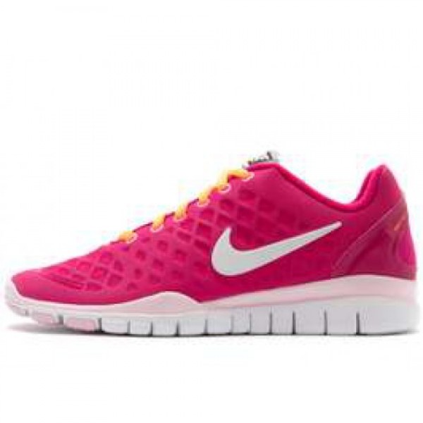 WMNS NIKE FREE TR FIT ウィメンズ ナイキ フリー TR フィット ピンク