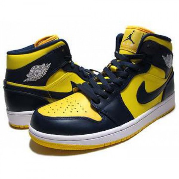 NIKE AIR JORDAN 1 MID "College Pack" &qu...