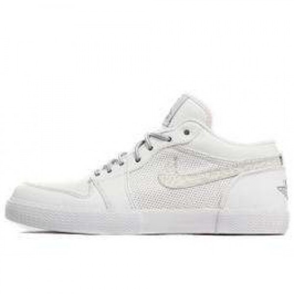 NIKE AIR JORDAN 1 RETRO V.1 ナイキ エア ジ�...